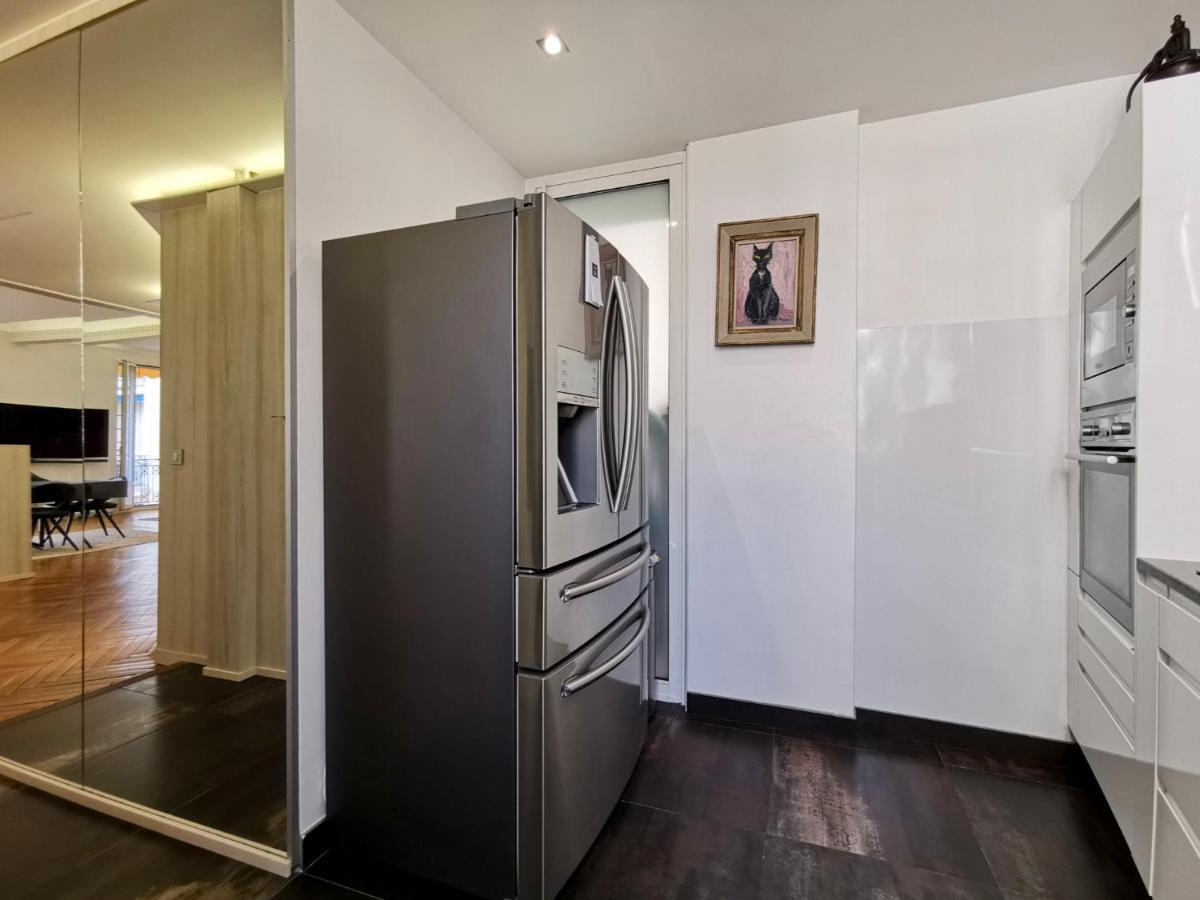 Luxury Baquis Apartment Nice Exterior photo